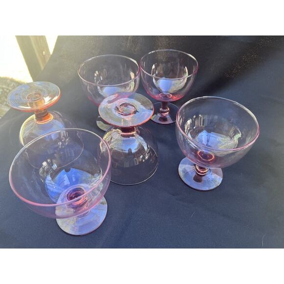 Set of 6 Fun Vintage Pink Glass Ice Cream Dishes/Margarita Glasses - Picture 7 of 10